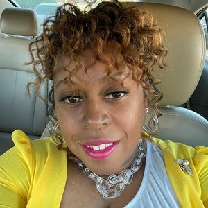 Meet your Posher, Cherri